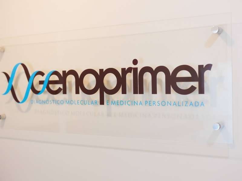 Genoprimer