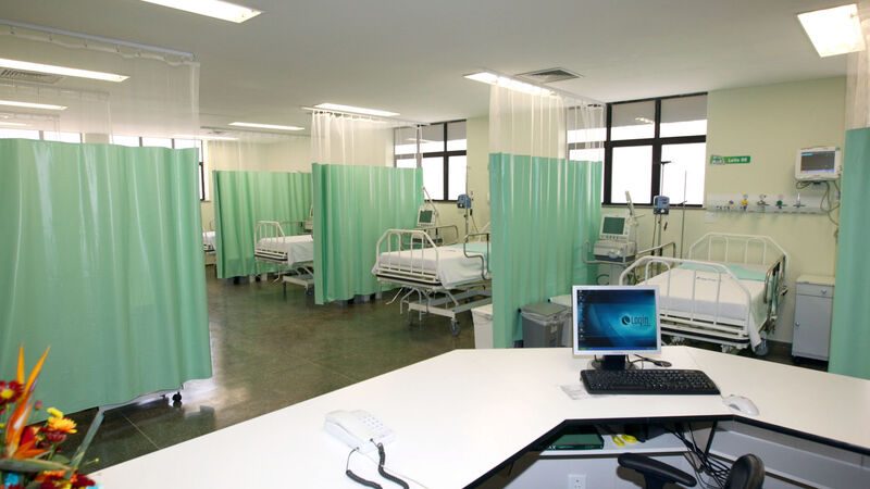 Quatro em cada cinco médicos de UTI no Brasil precisam de cuidado emocional